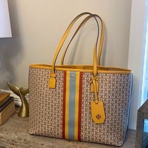 Tory Burch Gemini Link Tote gorgeous